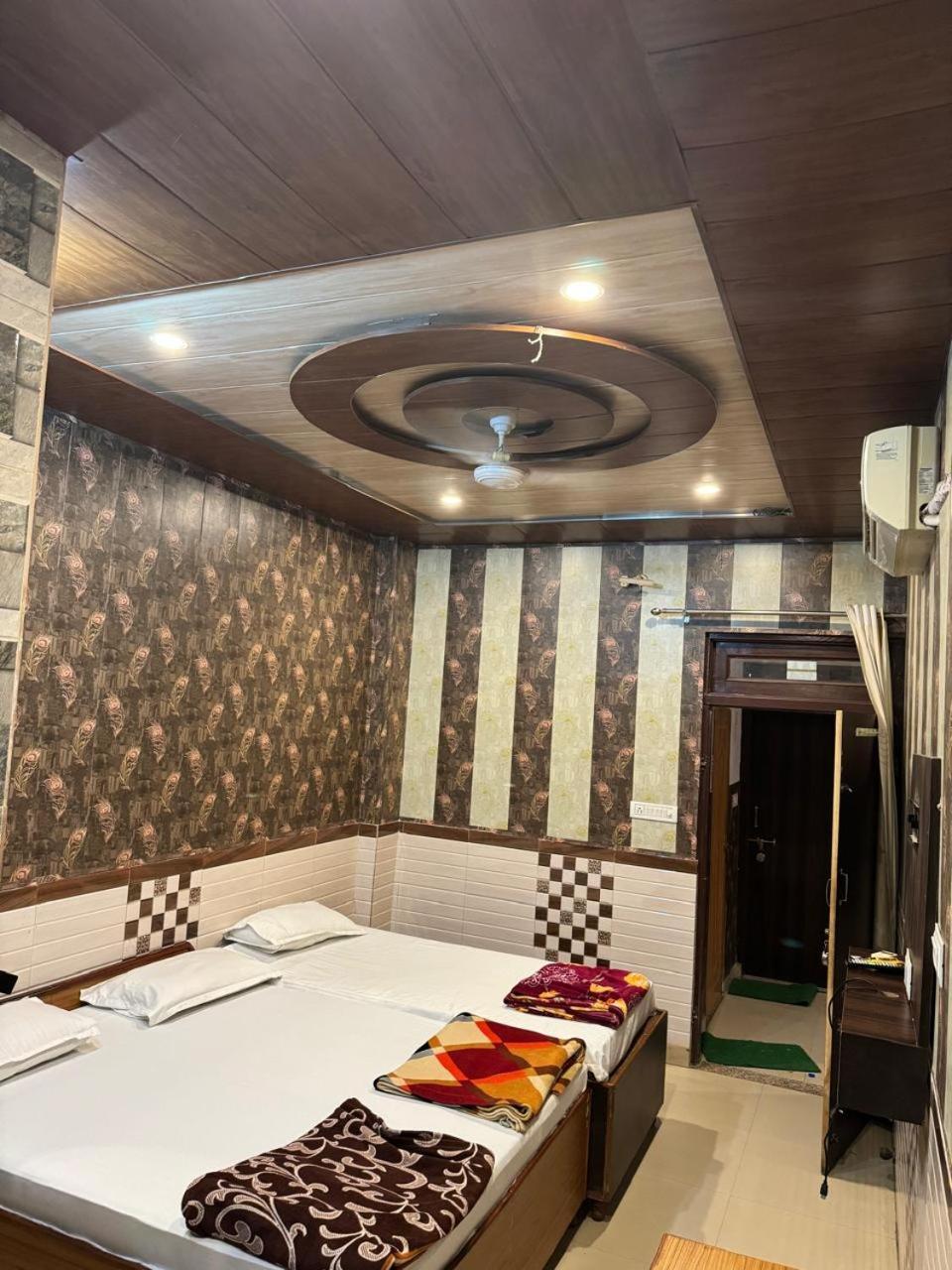 Hotel Aapno Shyam And Restaurant Khātu Buitenkant foto