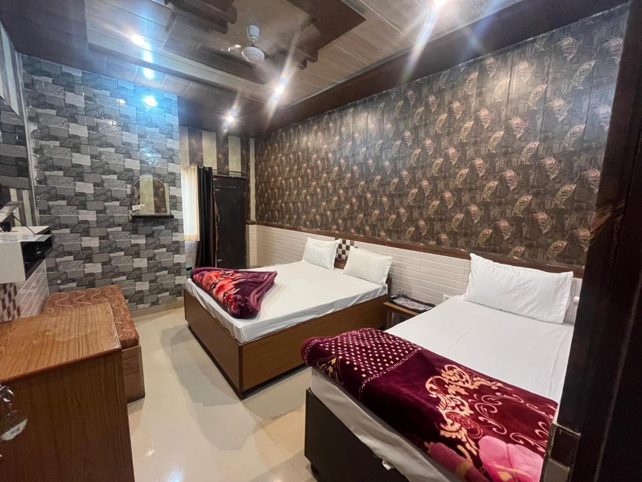 Hotel Aapno Shyam And Restaurant Khātu Buitenkant foto
